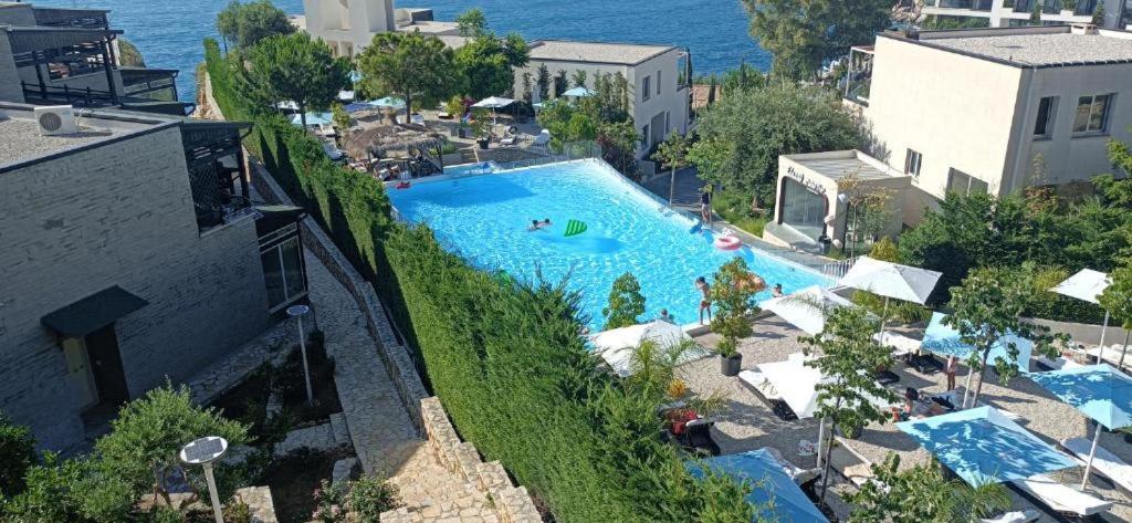 Aquamarine Apartments 1, Вльора Екстер'єр фото