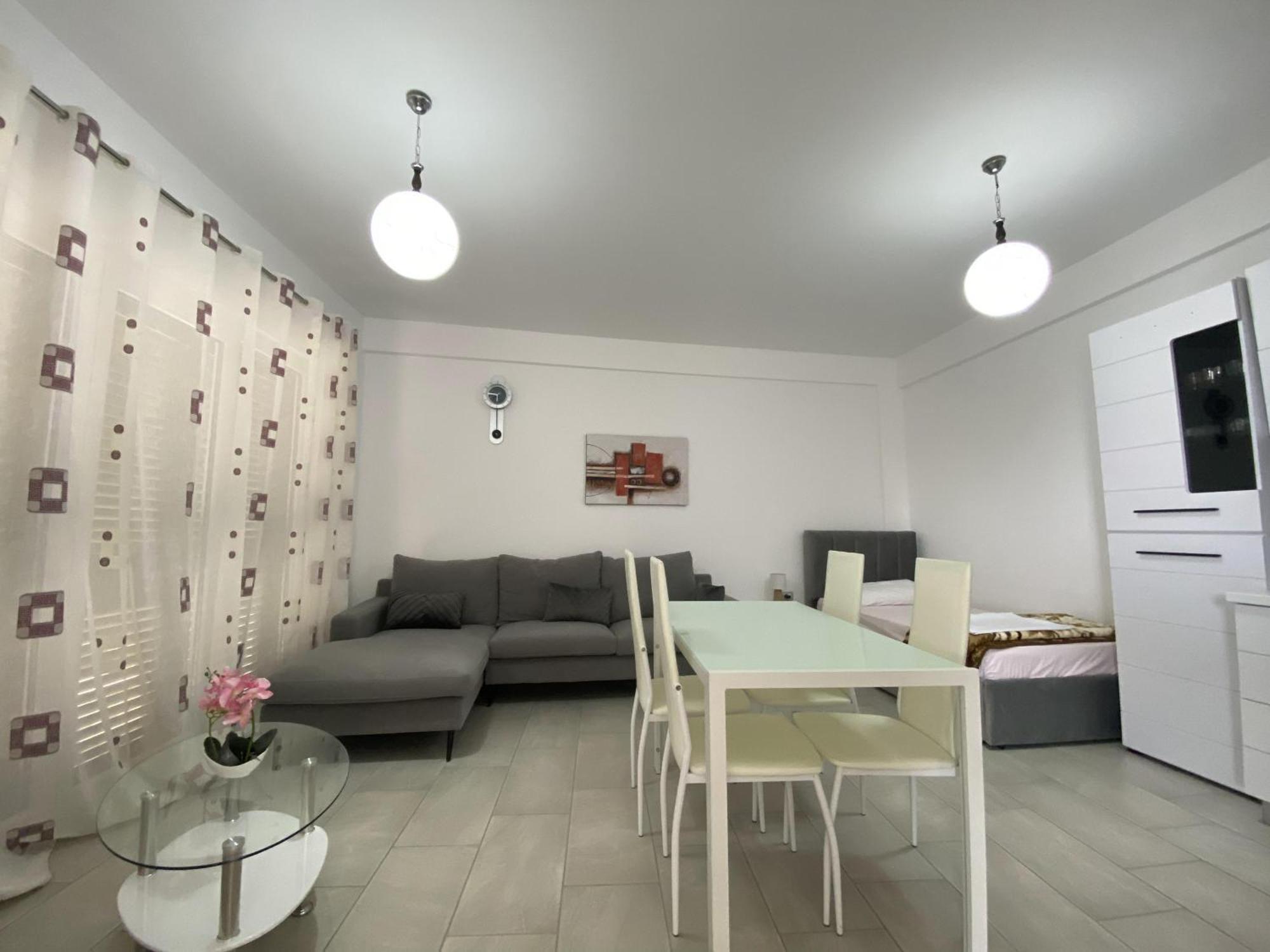 Aquamarine Apartments 1, Вльора Екстер'єр фото